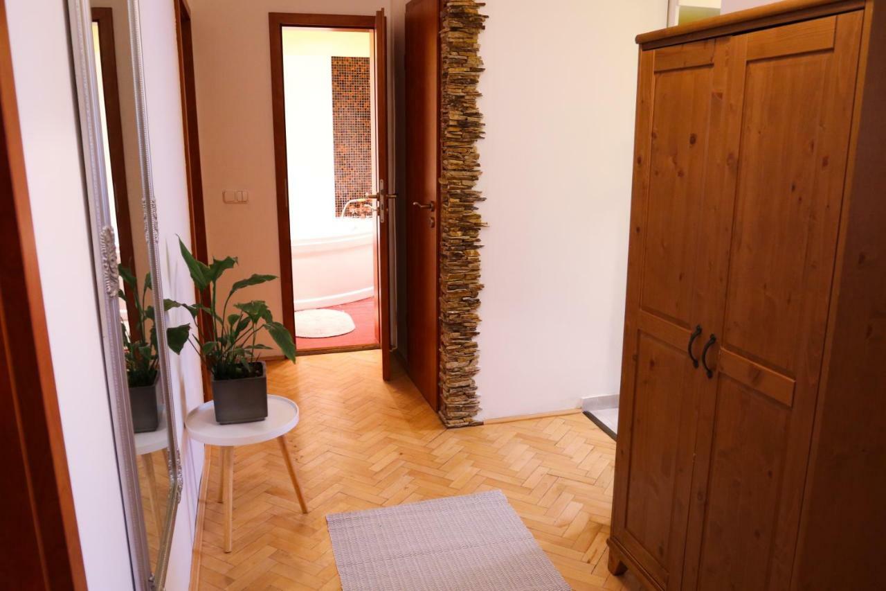 Palace Apartman - Minaret, אגר מראה חיצוני תמונה